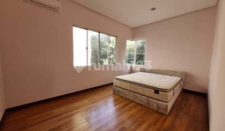 Di Jual Rumah Crowne Golf Pik Jakarta Utara