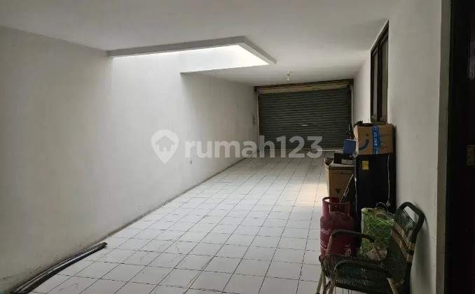 Di Jua Cepat Di Bawah Njopl Rumah Jelambar Jakarta Barat
