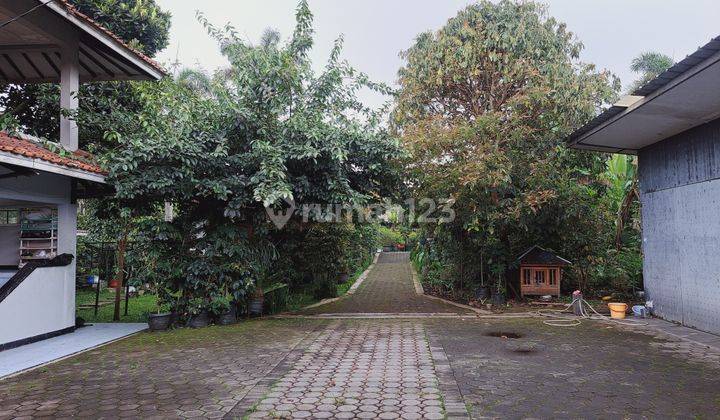 RUANG USAHA DAN RUMAH DI MAINROAD GRAND HOTEL LEMBANG STRATEGIS 1 ARAH  2