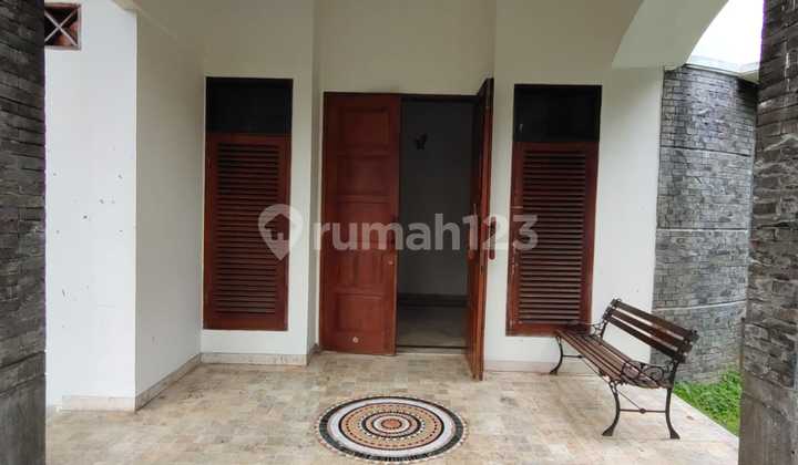 Rumah 1 Lantai Hook , Hadap Utara+Timur SHM, Setra Indah Pasteur Bandung