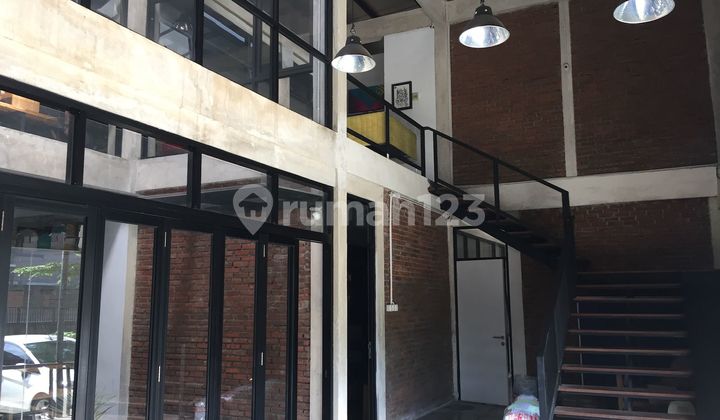 Ruang Usaha SHM lebar 32 mtr , Cisaranten Arcamanik Bandung 