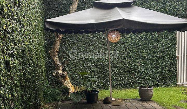 HADAP UTARA RUMAH 2 LANTAI SIAP HUNI KOMPLEK PONDOK HIJAU BANDUNG UTARA  1