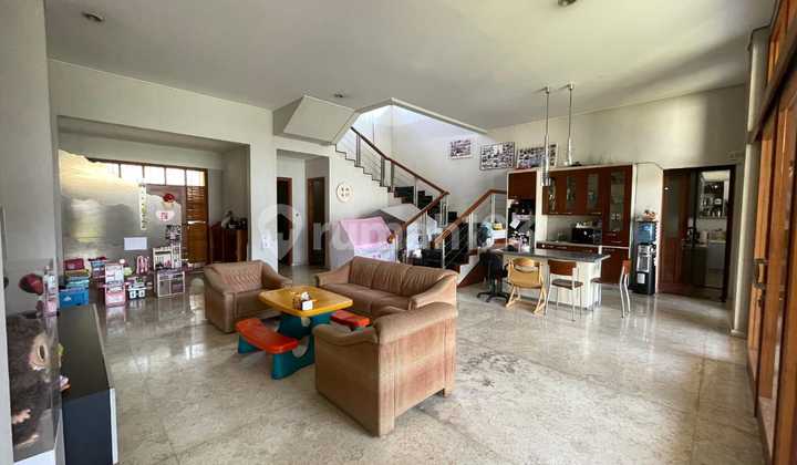 Luxury house in Padasaluyu Setiabudi Bandung cheap near tourist attractions. 2