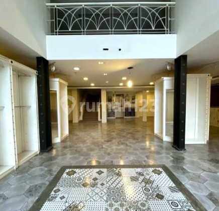 Business Space on Jl Sukajadi Near Pvj, Pasteur Bandung, Width 25 Meters Business Space on Jl Sukajadi Near Pvj, Pasteur Bandung, Width 25 Meters