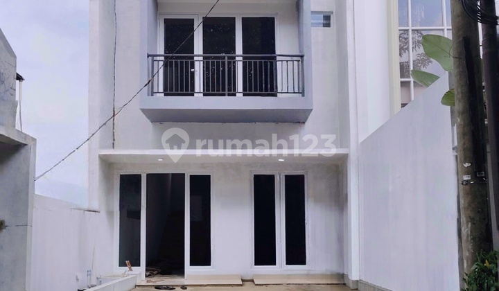 Rumah Baru Scandinavian Dalam Komplek Besar Di Jagakarsa Jaksel