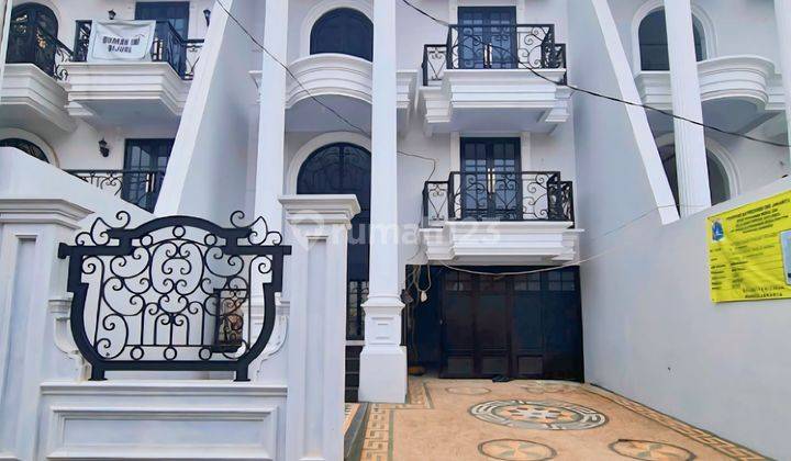 Rumah Baru Classic Private Pool Luas Murah Di Jagakarsa Jaksel 1