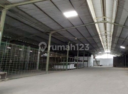 Good Warehouse Semi Furnished Ready to Use in Mranggen Semarang 2