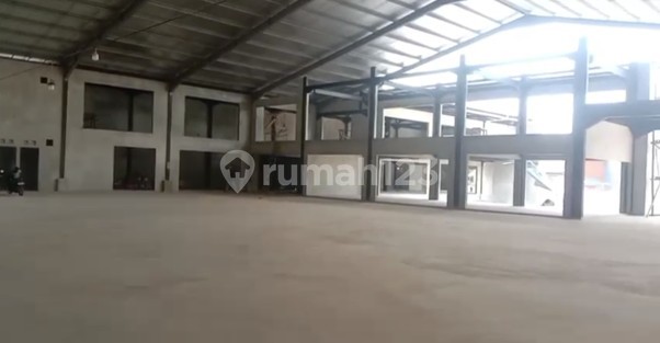 Very Large and Flood-Free Warehouse in Bawu Jepara