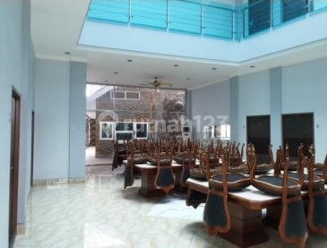 Ready-to-Occupy Nice Guest House Near a Renowned University in South Jakarta 2