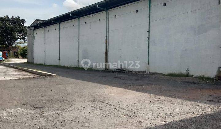 Gudang Luas Bangunan 3000 M2 Lokasi Di Jl Raya Demak Godong 2