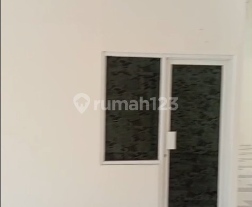 Gudang Bagus Siap Pakai Berukuran Sedang Di Yos Sudarso Semarang 2