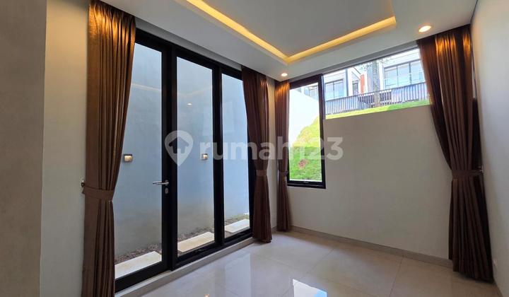 Rumah Mewah View Danau Full Furnished Siap Pakai Di Perumahan Elit BSB Semarang 2