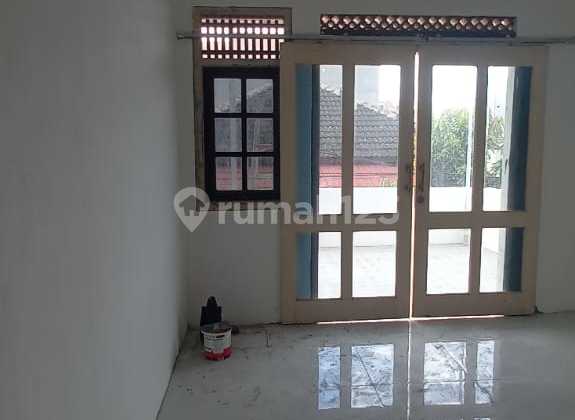 Rumah 2 Lantai Bagus & Siap Pakai Di Tanah Mas Semarang 1