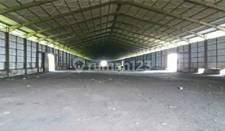 Gudang Super Luas Area Parkir Luas Lokasi Sangat Strategis di Kaliwungu Kendal