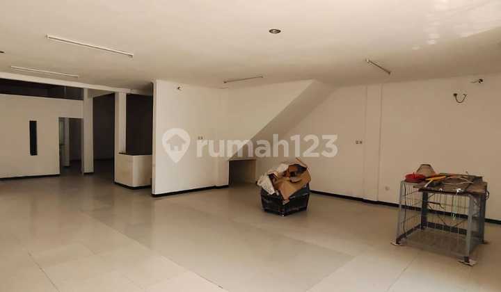Ruko 2 Lantai Siap Pakai Lokasi Strategis Di Puri Anjasmoro Semarang 1