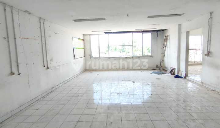 Gudang Lokasi Strategis Akses Jalan Bisa Untuk Container Di Ringroad Yogyakarta