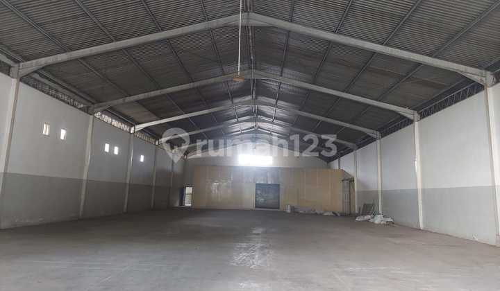 Gudang/Pabrik Berukuran Sangat Luas Siap Pakai Dan Bebas Banjir Di Srondol Semarang Gudang/Pabrik Berukuran Sangat Luas Siap Pakai Dan Bebas Banjir Di Srondol Semarang
