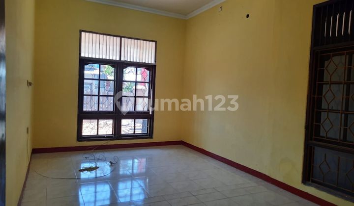 Rumah Hook Berukuran Cukup Besar 1 Lantai Di Puspogiwang Semarang 2