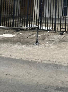 A Well-Maintained and Ready-to-Occupy 2-Story House in Seteran, Semarang A Well-Maintained and Ready-to-Occupy 2-Story House in Seteran, Semarang