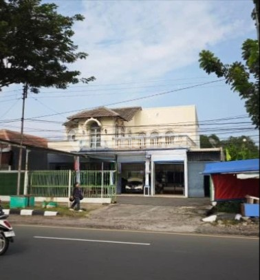 Ruang Usaha Cocok Untuk Toko/Kantor/Showroom Di Dr. Cipto Semarang 1