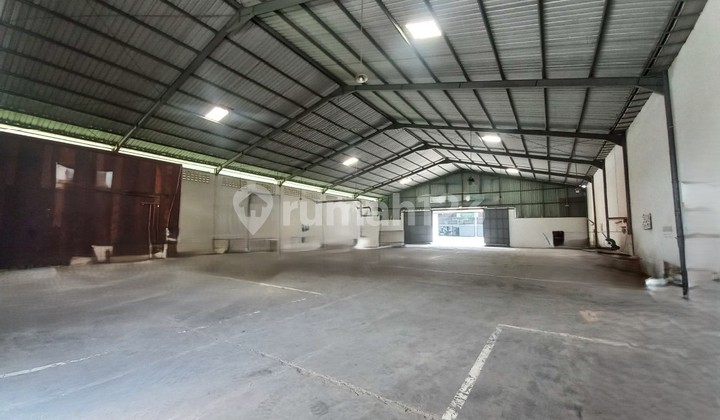 Gudang Unloading Bagus Siap Pakai di Terboyo Semarang 1