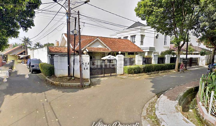 Old House Quiet Location Wijaya Kusuma Garden Pondok Labu South Jakarta