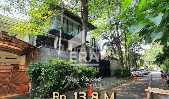 Luxury House Strategic Location Panglima Polim Kebayoran Baru South Jakarta