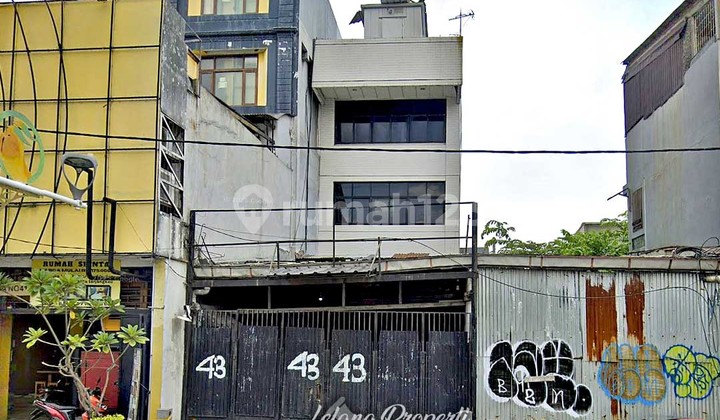 3-Story Livable Shop House, Strategic Location, Mangga Dua Raya, West Jakarta.