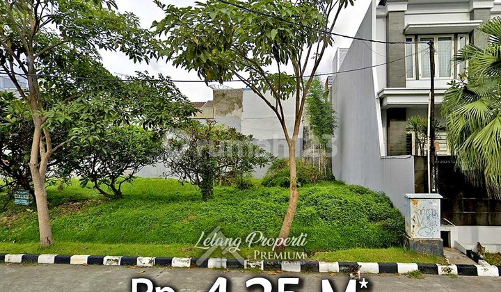 Tanah Luas Lokasi Nyaman Kompleks Perumahan Green Garden Jakbar