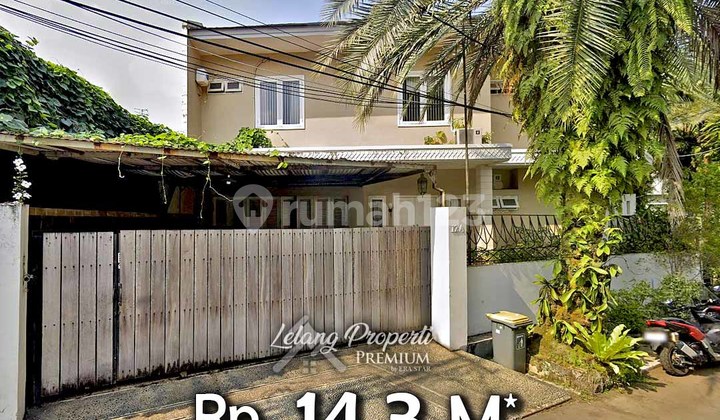 IIAPCO Kemang Pejaten South Jakarta Luxury Comfortable Green Corner House