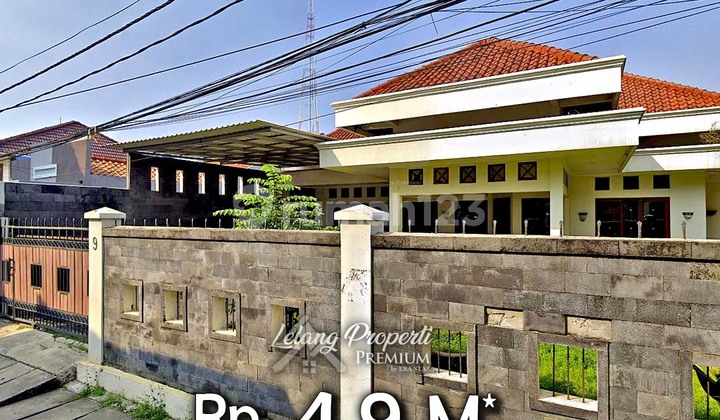 Strategic Livable Home with a Joglo Design in Kembangan, West Jakarta 2