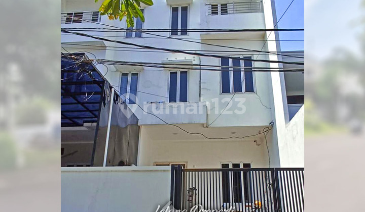 Rumah Minimalis Layak Huni Lokasi Tenang Nyaman Pluit Putra Jakut