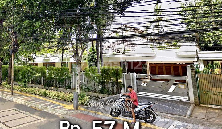 Luxury Green Home Strategic Location Kesehatan Raya Petojo West Jakarta 2