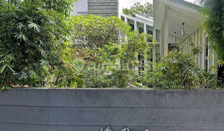 Comfortable Green House Strategic Location Jl Melati Ragunan Ps Minggu South Jakarta 2