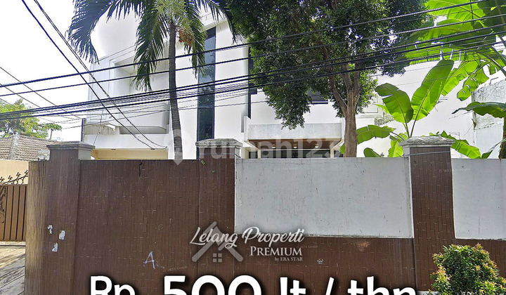 Strategic Location House Bangka Kemang South Jakarta 2
