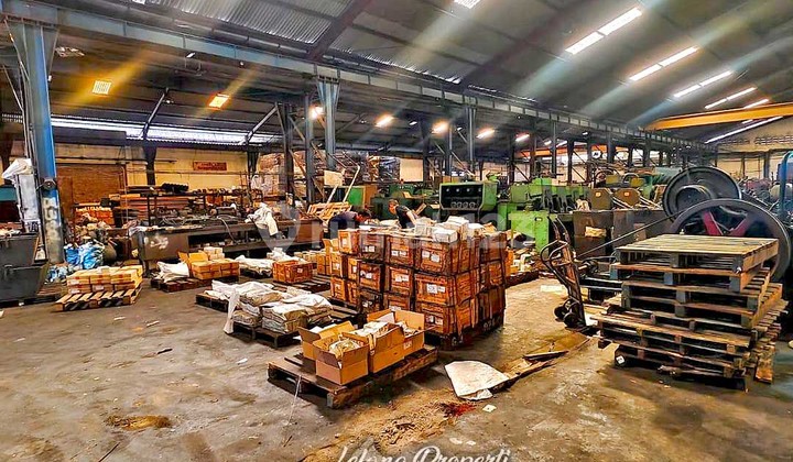 Dumar Surabaya Industrial Area Bolt Warehouse Workshop Factory