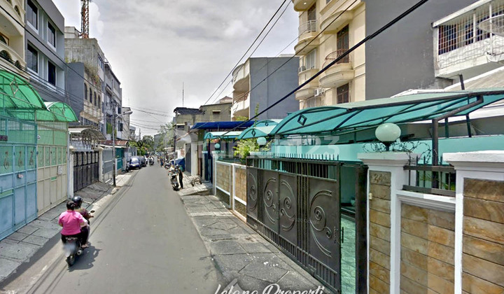 Comfortable House, Strategic Location in Taman Sari Mangga Besar, West Jakarta 2