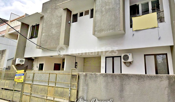 Quiet Location Boarding House in Pakuwon Jelambar Complex, West Jakarta