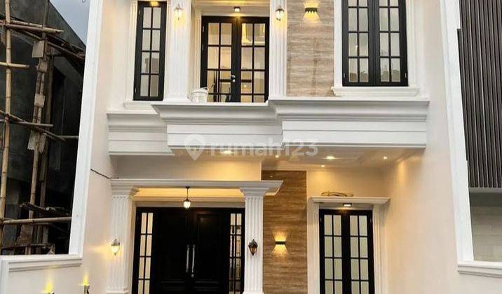 RUMAH 2 LANTAI DI KALISARI PASAR REBO JAKARTA TIMUR