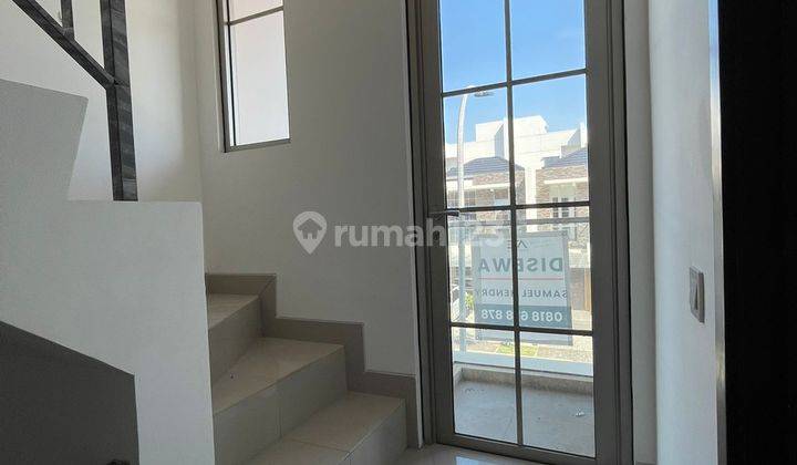 Rumah Brand New 4.5x10 , 3 Lantai Termurahh Ada Ac 2 6