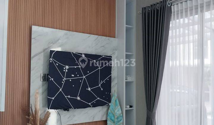 Dijual Rumah Mewah Minimalis Tahap 2 Pik2 Luas 60 M2 , 2 Lantai 2