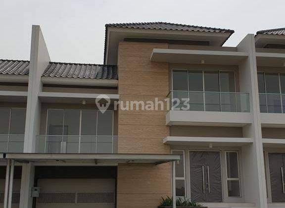 Dijual Rumah Golf Island View Danau Luas 250m2 1