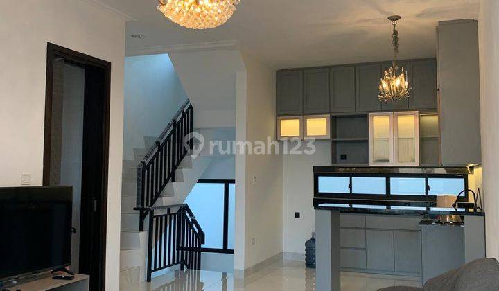 Rumah Golf Island Brand New Full Furnished View Danau 2