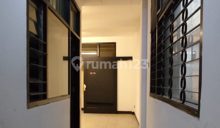 Ruko Pasirkoja 3 Lantai 1