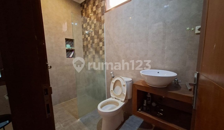 Hunian Semi Furnish One Gate System Purbayan Dekat Jl. Raya Pajang 2