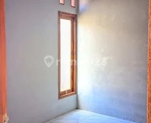 Premium Subsidized House in North Solo Location Near City Center 2