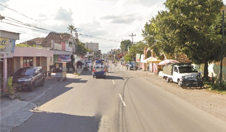 Ruko Lokasi Jalan Raya Kawasan Bisnis Gentan 3