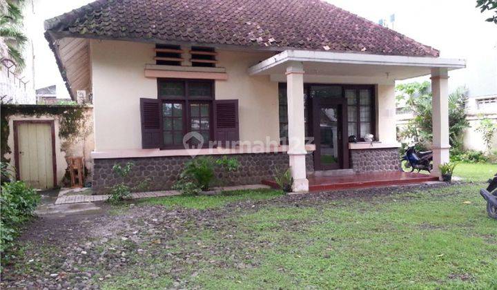 Rumah Tepi Jalan Raya Utama Kawasan Bisnis Dekat Matahari Singosaren Solo 2