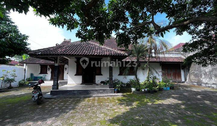 Rumah Lawas etnik cocok untuk Guest House Punggawan Solo