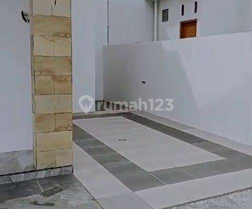 Rumah Minimalis Modern Dekat Exit Tol Colomadu 2